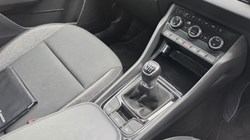 2021 (21) SKODA KAROQ 1.5 TSI SE Drive 5dr 5168462