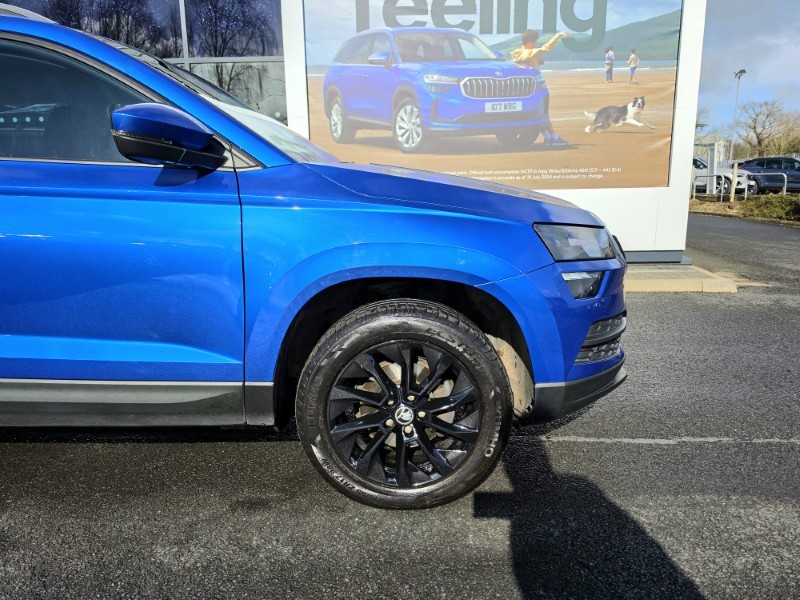 2021 (21) SKODA KAROQ 1.5 TSI SE Drive 5dr 5175789