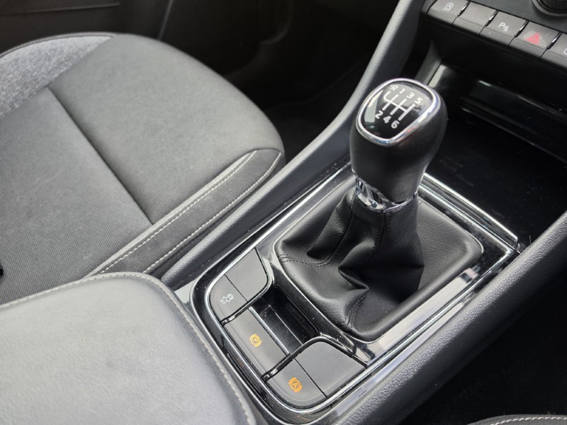 2021 (21) SKODA KAROQ 1.5 TSI SE Drive 5dr 5168469