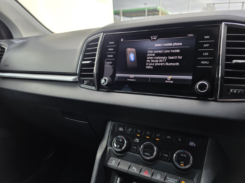 2021 (21) SKODA KAROQ 1.5 TSI SE Drive 5dr 5168472