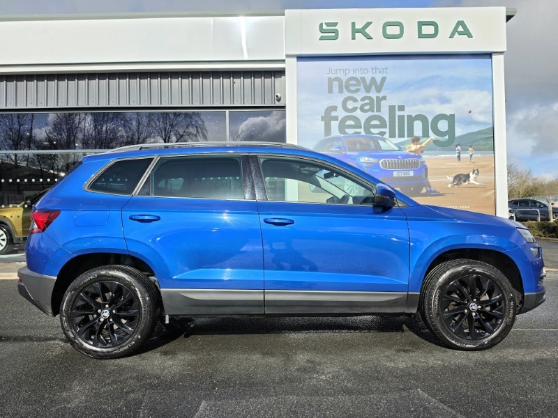 2021 (21) SKODA KAROQ 1.5 TSI SE Drive 5dr 5175788