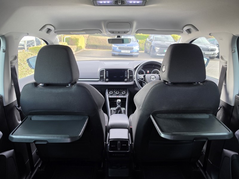 2021 (21) SKODA KAROQ 1.5 TSI SE Drive 5dr 5168452