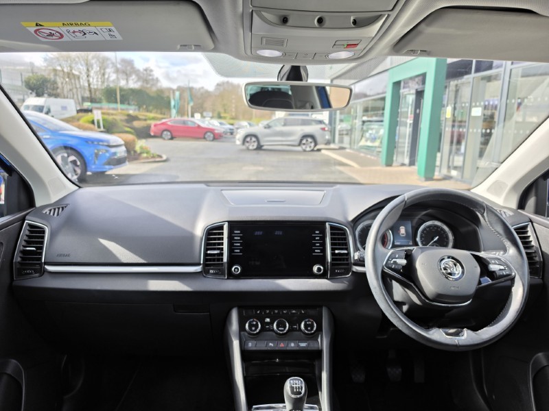 2021 (21) SKODA KAROQ 1.5 TSI SE Drive 5dr 5175813