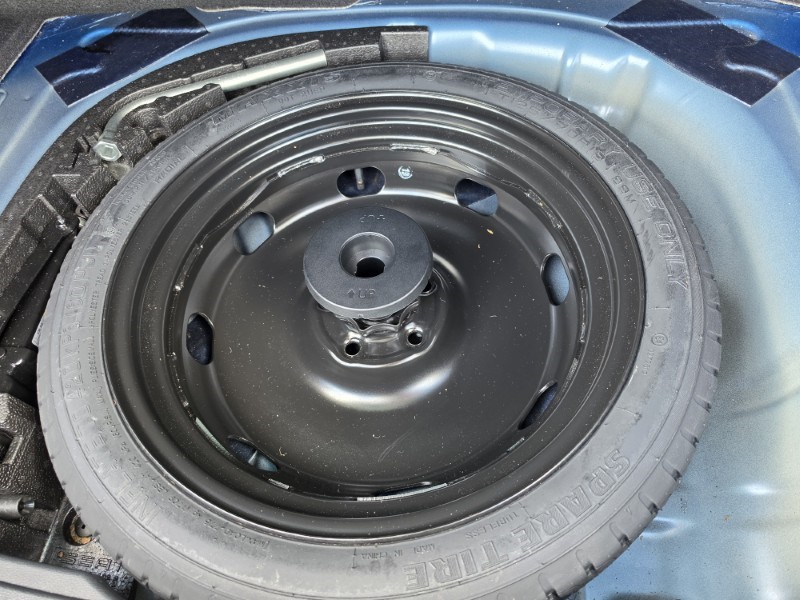 2021 (21) SKODA KAROQ 1.5 TSI SE Drive 5dr 5175807