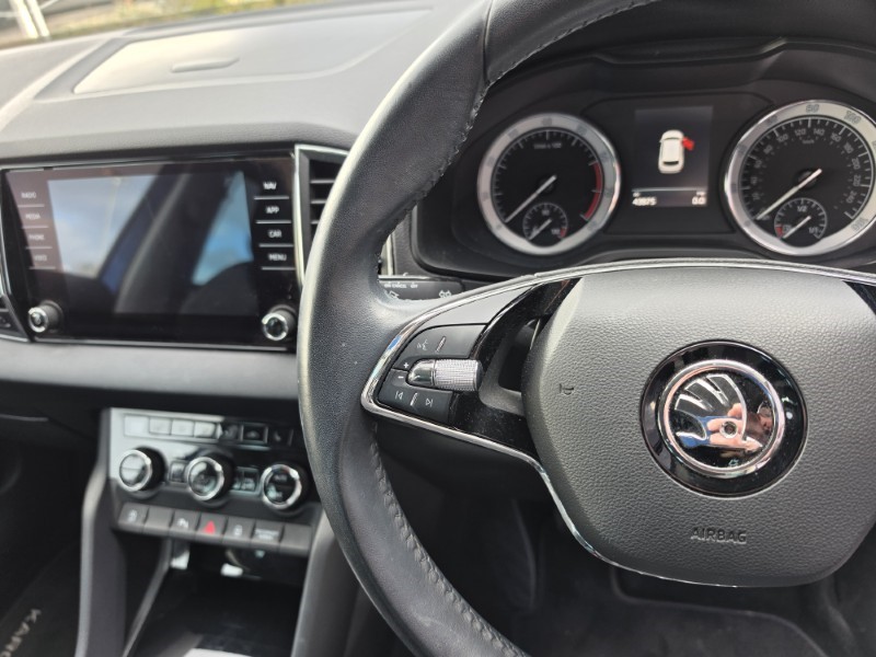 2021 (21) SKODA KAROQ 1.5 TSI SE Drive 5dr 5168464