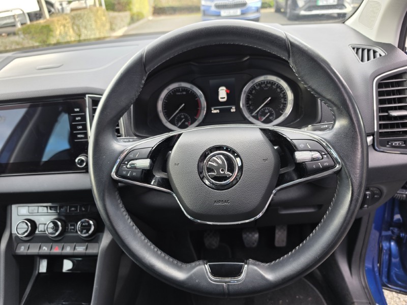 2021 (21) SKODA KAROQ 1.5 TSI SE Drive 5dr 5168465