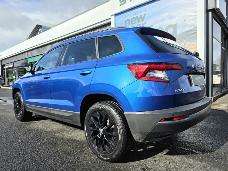 2021 (21) SKODA KAROQ 1.5 TSI SE Drive 5dr 5175798