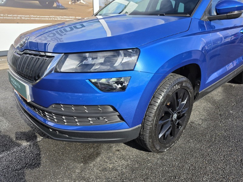 2021 (21) SKODA KAROQ 1.5 TSI SE Drive 5dr 5175803
