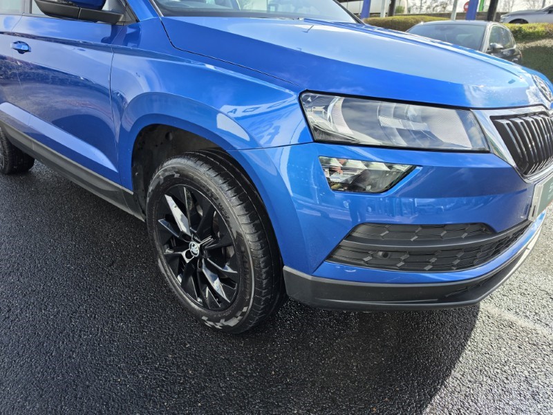 2021 (21) SKODA KAROQ 1.5 TSI SE Drive 5dr 5175802