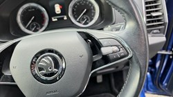 2021 (21) SKODA KAROQ 1.5 TSI SE Drive 5dr 5168466