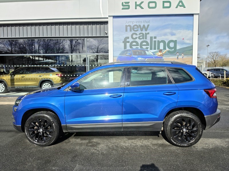 2021 (21) SKODA KAROQ 1.5 TSI SE Drive 5dr 5175805