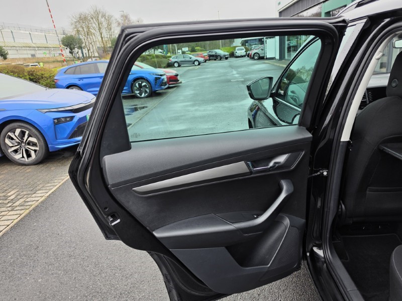 2020 (70) SKODA KAROQ 1.5 TSI SE L 5dr DSG 5180613