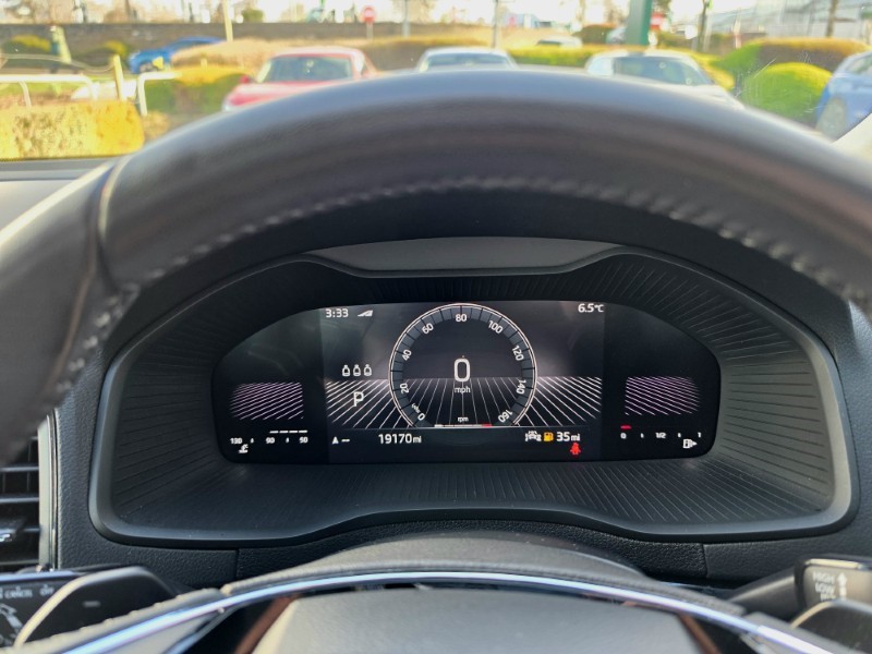 2023 (73) SKODA KAROQ 1.5 TSI SE L 5dr DSG 5180161