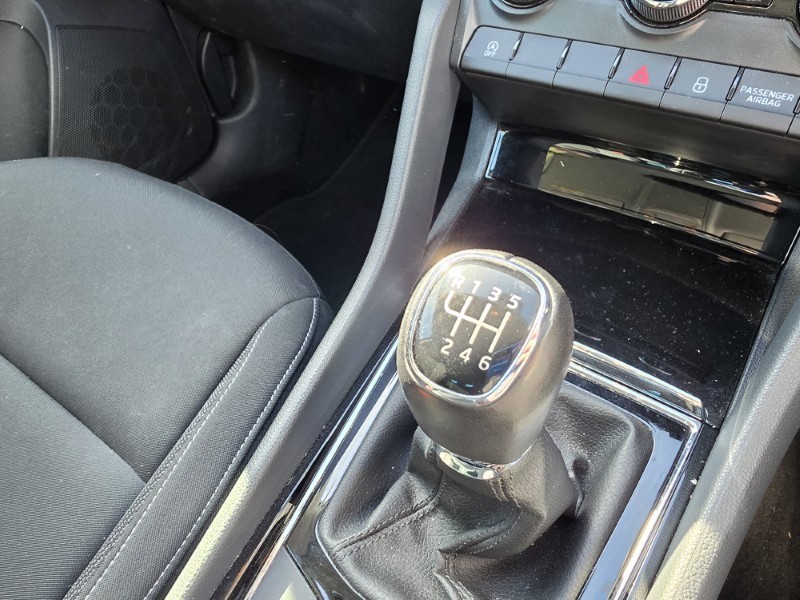 2022 (22) SKODA KAROQ 1.5 TSI SE Drive 5dr 5186816