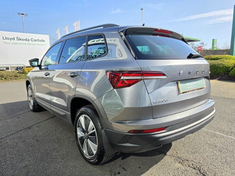 2022 (22) SKODA KAROQ 1.5 TSI SE Drive 5dr 5186781