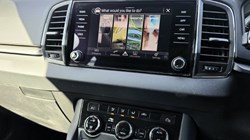 2022 (22) SKODA KAROQ 1.5 TSI SE Drive 5dr 5186830