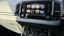 2022 (22) SKODA KAROQ 1.5 TSI SE Drive 5dr 5186834