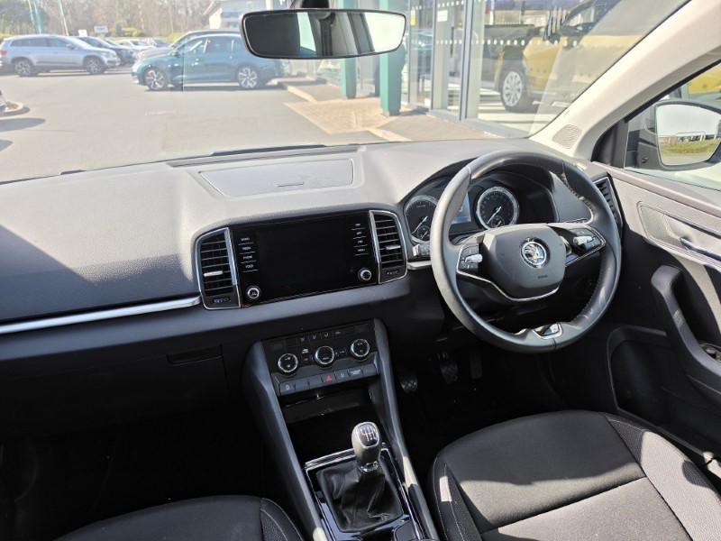 2022 (22) SKODA KAROQ 1.5 TSI SE Drive 5dr 5186802