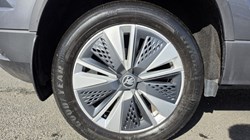 2022 (22) SKODA KAROQ 1.5 TSI SE Drive 5dr 5186783