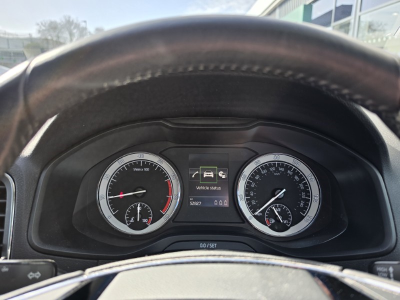 2022 (22) SKODA KAROQ 1.5 TSI SE Drive 5dr 5186823