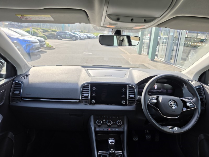 2023 (23) SKODA KAROQ 2.0 TDI SE L 5dr 5204369