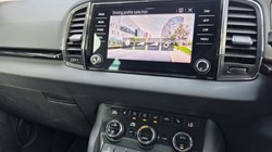 2023 (23) SKODA KAROQ 2.0 TDI SE L 5dr 5204400