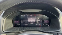 2023 (23) SKODA KAROQ 2.0 TDI SE L 5dr 5204384