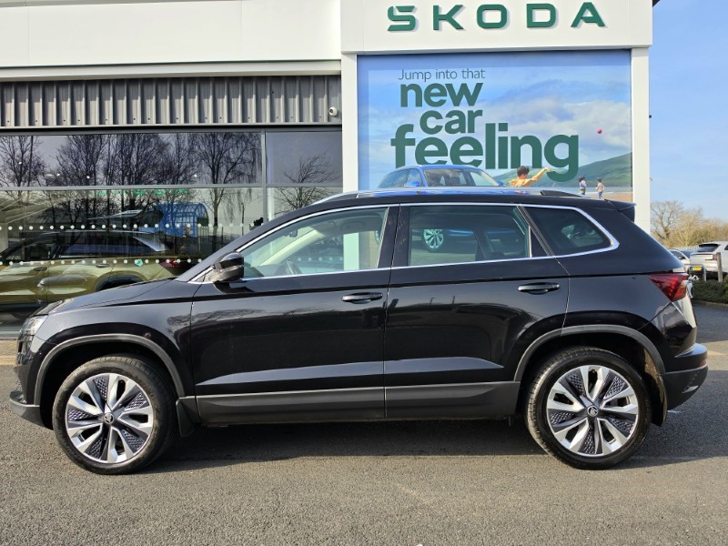 2023 (23) SKODA KAROQ 2.0 TDI SE L 5dr 5204359