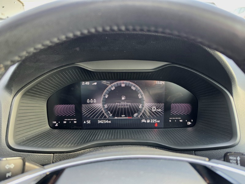 2023 (23) SKODA KAROQ 2.0 TDI SE L 5dr 5204385