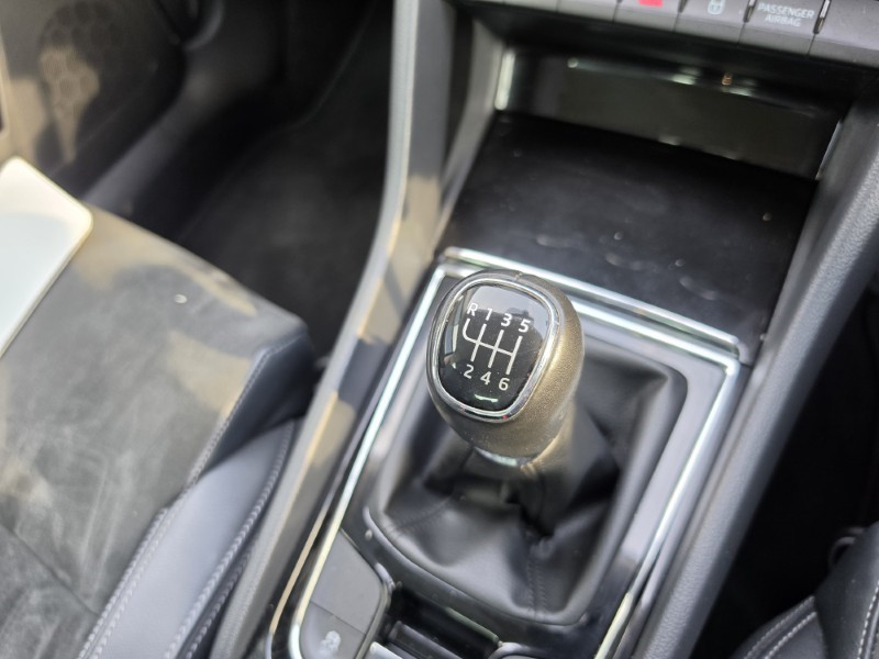 2023 (23) SKODA KAROQ 2.0 TDI SE L 5dr 5204402