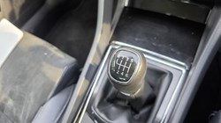 2023 (23) SKODA KAROQ 2.0 TDI SE L 5dr 5204402