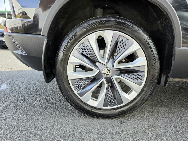 2023 (23) SKODA KAROQ 2.0 TDI SE L 5dr 5204362