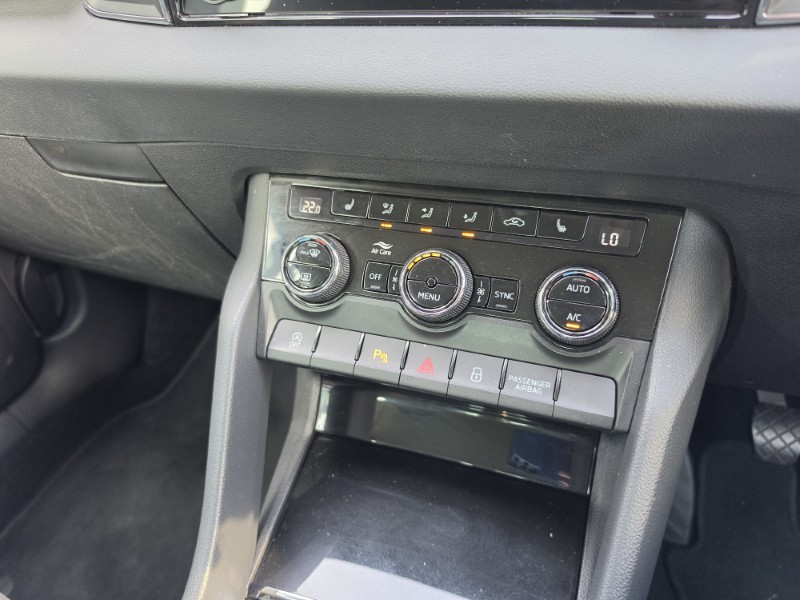 2023 (23) SKODA KAROQ 2.0 TDI SE L 5dr 5204403