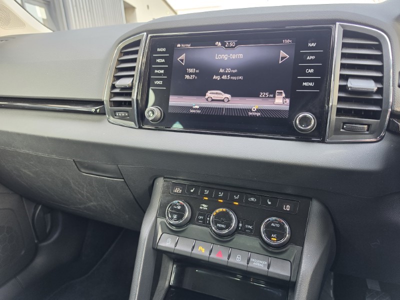 2023 (23) SKODA KAROQ 2.0 TDI SE L 5dr 5204397