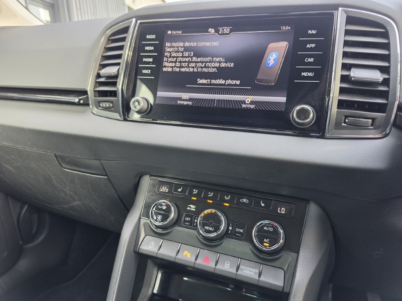 2023 (23) SKODA KAROQ 2.0 TDI SE L 5dr 5204393