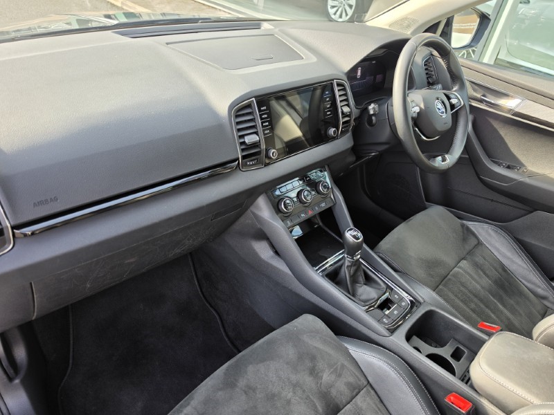 2023 (23) SKODA KAROQ 2.0 TDI SE L 5dr 5204373