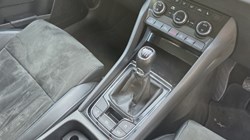 2023 (23) SKODA KAROQ 2.0 TDI SE L 5dr 5204375
