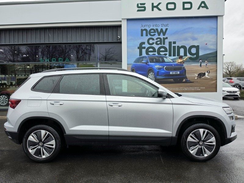 2022 (72) SKODA KAROQ 1.5 TSI SE Drive 5dr DSG 5214071