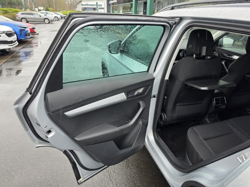 2022 (72) SKODA KAROQ 1.5 TSI SE Drive 5dr DSG 5214093