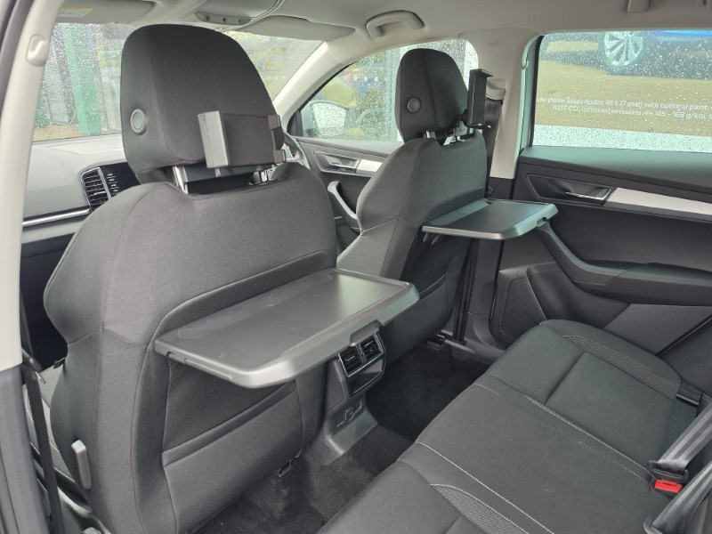 2022 (72) SKODA KAROQ 1.5 TSI SE Drive 5dr DSG 5214094