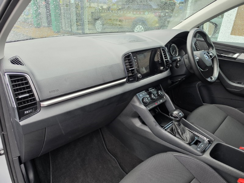 2022 (72) SKODA KAROQ 1.5 TSI SE Drive 5dr DSG 5214101