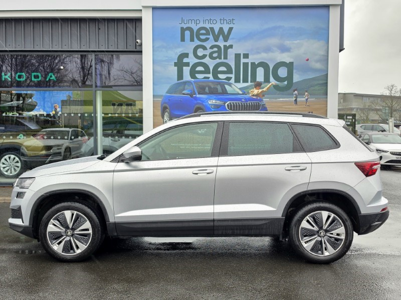 2022 (72) SKODA KAROQ 1.5 TSI SE Drive 5dr DSG 5214082