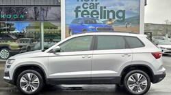 2022 (72) SKODA KAROQ 1.5 TSI SE Drive 5dr DSG 5214082