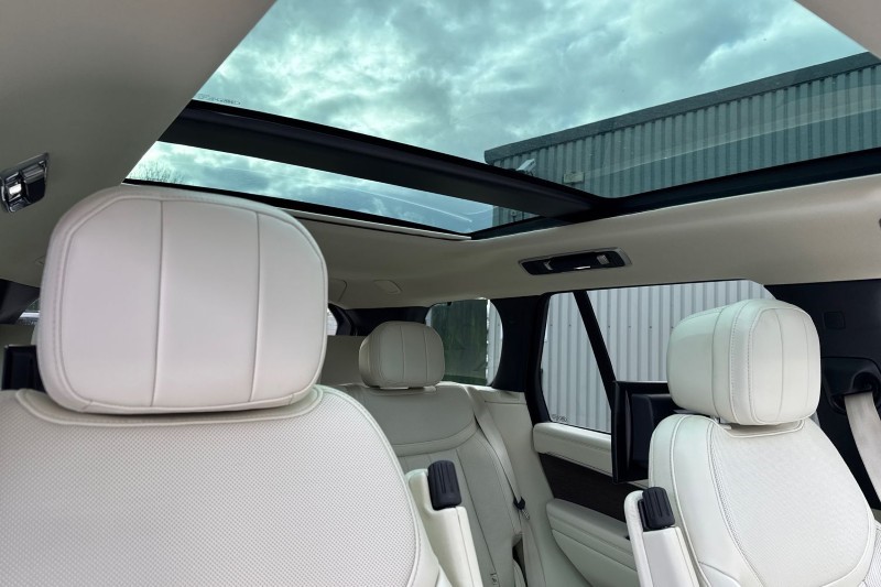 2022 (72) LAND ROVER RANGE ROVER 3.0 D350 SE 4dr Auto 5081676