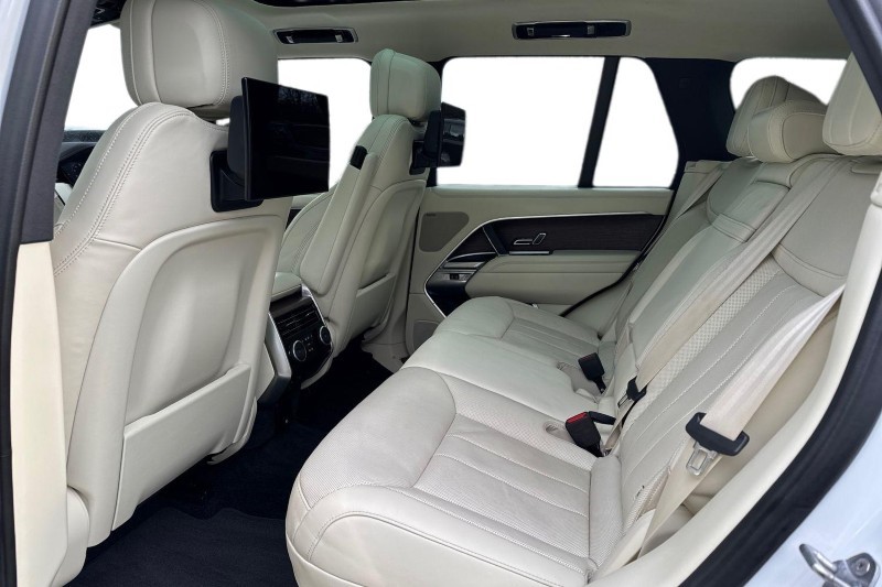 2022 (72) LAND ROVER RANGE ROVER 3.0 D350 SE 4dr Auto 5081659