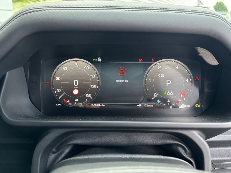 2024 (24) LAND ROVER DEFENDER 3.0 D300 X-Dynamic HSE 110 5dr Auto 3635329