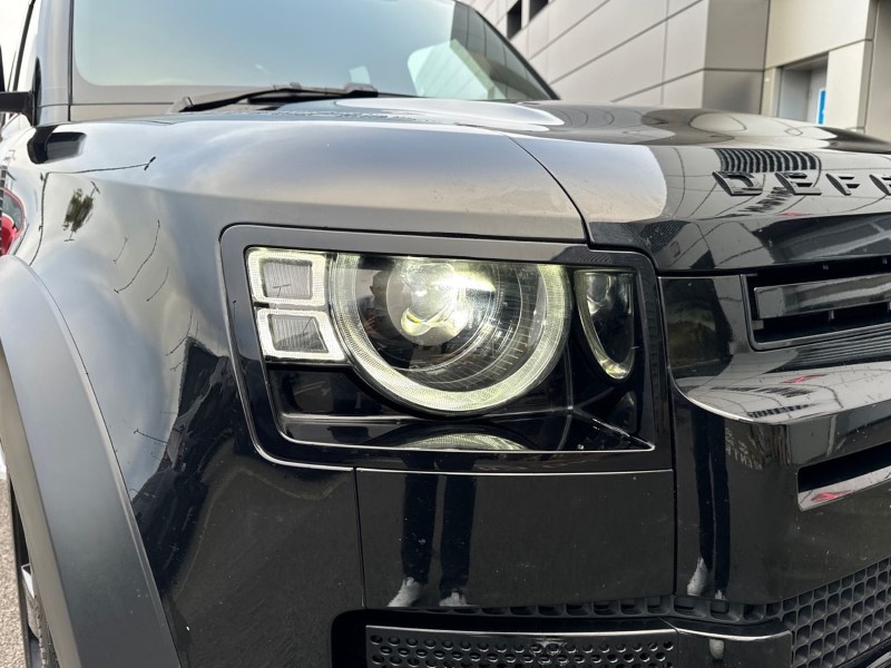 2024 (24) LAND ROVER DEFENDER 3.0 D300 X-Dynamic HSE 110 5dr Auto 3635399