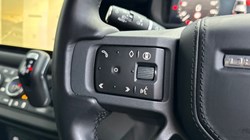 2024 (24) LAND ROVER DEFENDER 3.0 D300 X-Dynamic HSE 110 5dr Auto 3635327