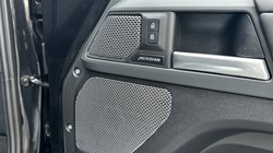 2024 (24) LAND ROVER DEFENDER 3.0 D300 X-Dynamic HSE 110 5dr Auto 3635370