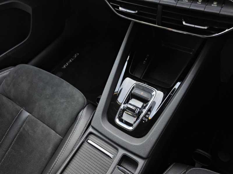 2023 (73) SKODA OCTAVIA 2.0 TDI 150 SE L 5dr DSG 5263704